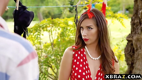 Hawt girlr veruca blowjob and cum-l hotty