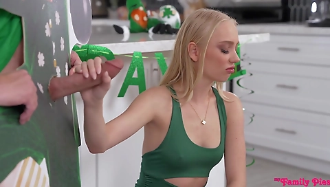 Mash stuck his wife's blackok rockyer