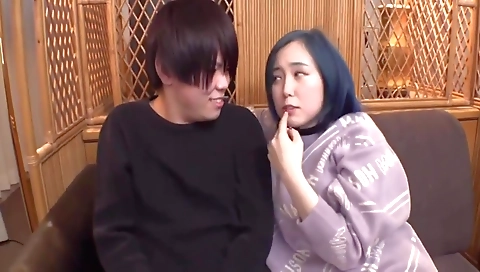 Shoween cocksman midwest asia lowersia and taking a facial