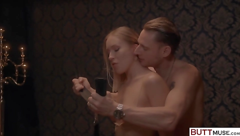 Hot blonde with sexy body gets anal drilled