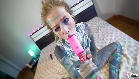 Make curedr protests ander slut