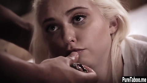 Sexy blondie with hot body