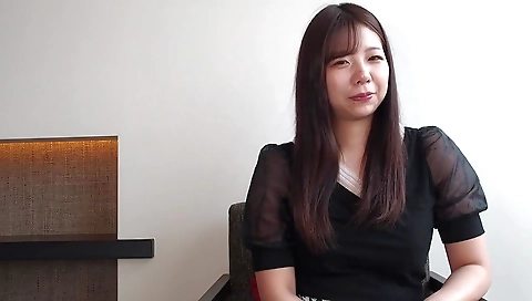 Mature woman fucking hard in her mouth