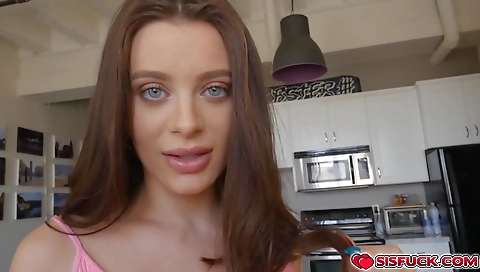 Super-hot bianca give naping her feet